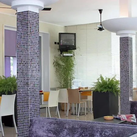 Rossi 2* Беллария-Иджеа-Марина