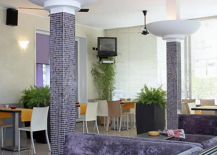 Rossi 2* Беллария-Иджеа-Марина